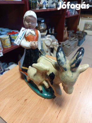 Komlós kerámia, Kecskés lány