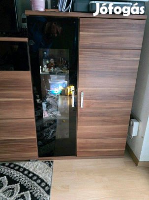 Kommod fekete-barna üveges eladó