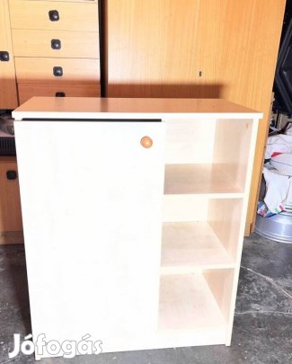 Komód, kisszelrény