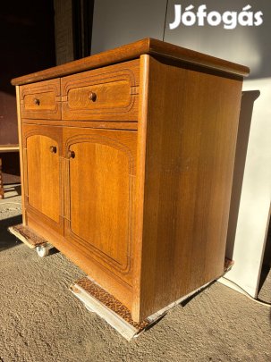 Komód eladó Nyíregyháza