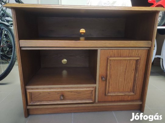 Komód eladó!