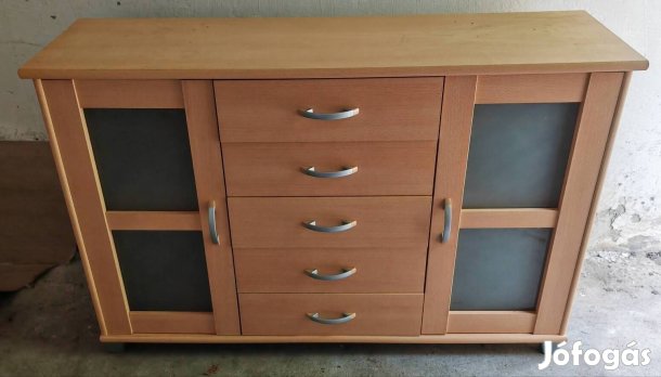Komód szekrény