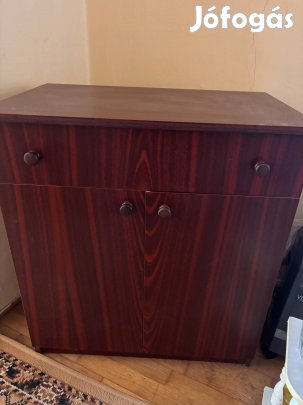 Komód,szekrény