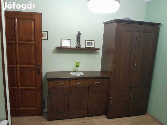 Komód szekrény polc