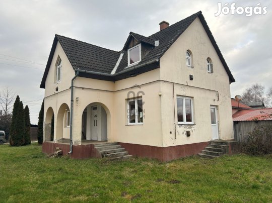 Komoró családi ház