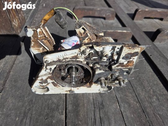 Komplett működő gépből bontott Stihl Sthil 026 motor blokk