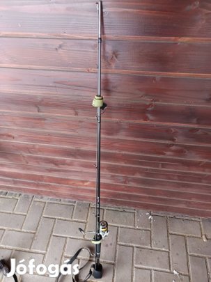 Komplett pergető felszerelés (bot, orsó, műcsalik, zsinór, stb) egyben