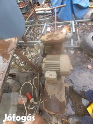 Kompresszor, 2 hengeres, Csepel típusú eladó