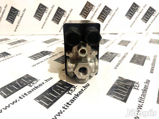Kompresszor nyomáskapcsoló 4 utas 1/4 230V 24-50l kompresszor nyomáss