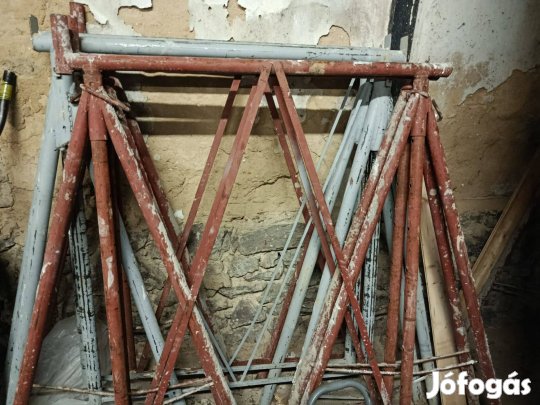 Kőműves bak eladó!