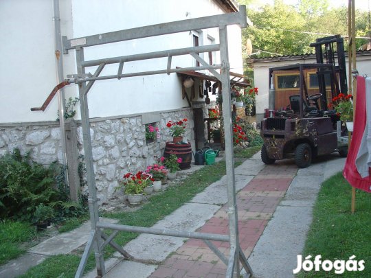Kőműves bak homlokzati állvány állványzat