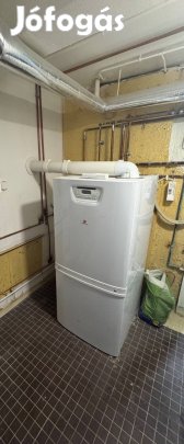 Kondenzációs gázkazán 25kW (fűtés + használati meleg viz)