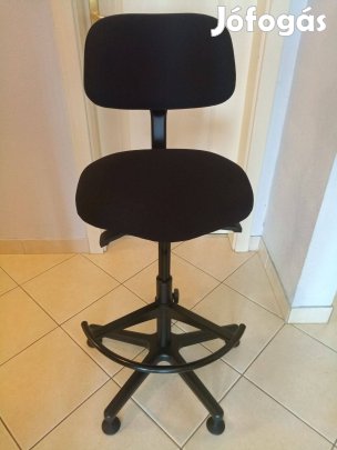 König & Meyer 13460-000-55 zenekari szék