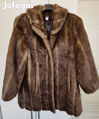Könnyű, meleg női műszőrme bunda - télutóra
