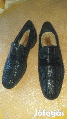 Könnyű és elegáns nyári cipő