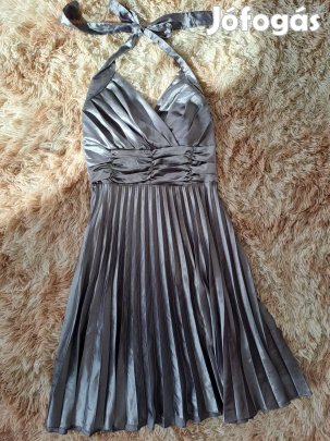 Könnyű szellős ezüst színű selymes koktélruha M méret