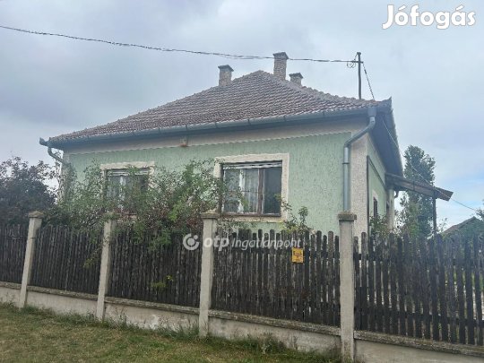 Konyári eladó 71 nm-es ház