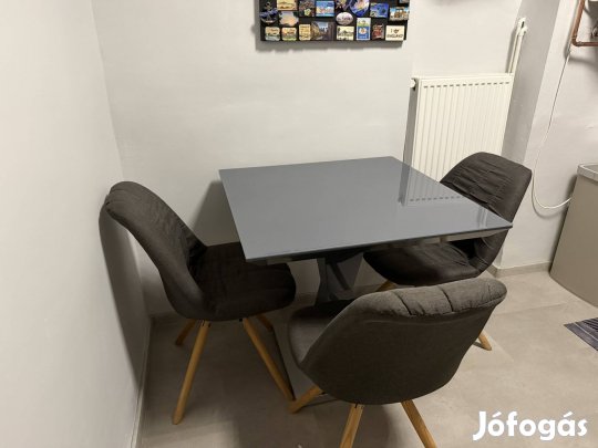 Konyha asztal 3db székkel