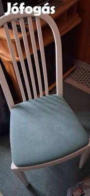 Konyha asztal es 4 szek