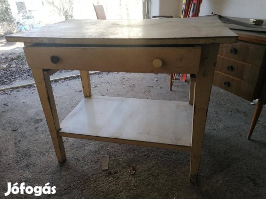 Konyhaasztal retro