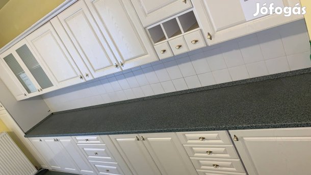 Konyhabutor Eladó Több Elemből