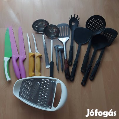 Konyhai dolgok, vegyesen.