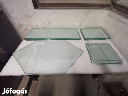 Konyhai üvegpolcok eladók