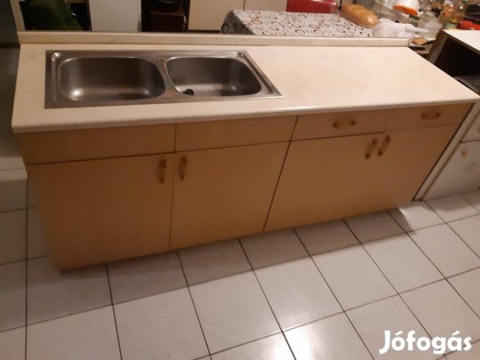 Konyhaszekrény alsó 60x200cm széles mosogatóval megkímélt