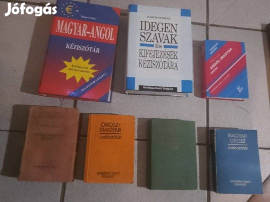 Könyv csomag.Szótárak.vegyes