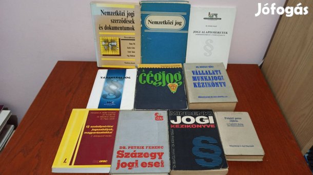 Könyvcsomag / Jogi szakkönyvek / 11 db könyv