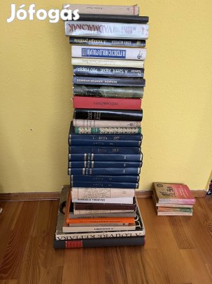 Könyvek vegyesen