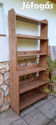Könyvespolc 