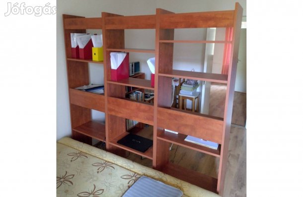 Könyvespolc, térelválasztó polcrendszer, mdf bútorlap