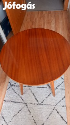 Körasztal eladó