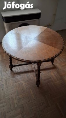 Körasztal eladó