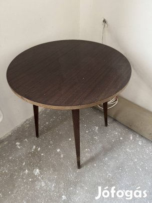 Körasztal kör asztal
