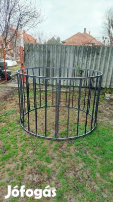 Körbála etető köretető szénarács birka juh bárány kecske