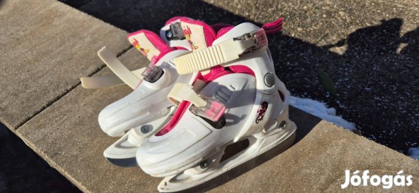 Korcsolya 27-30