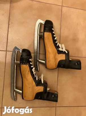 Korcsolya eladó Dunaföldváron