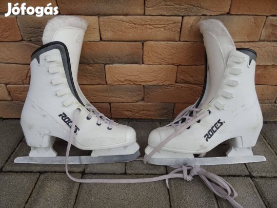 Korcsolya női eladó