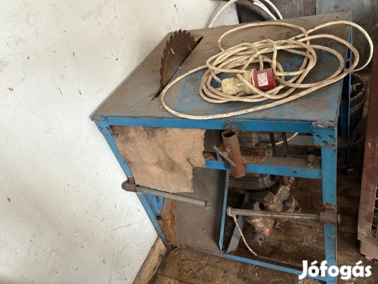 Körfűrész eladó (400-as)