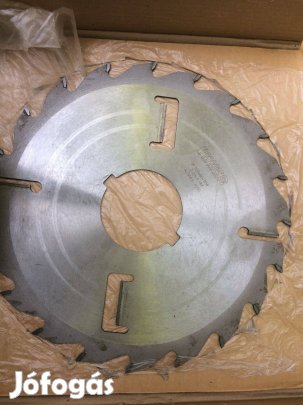 Körfűrészlap fűrészlap vídiás kidobófoggal prizmavágóba cirkulába