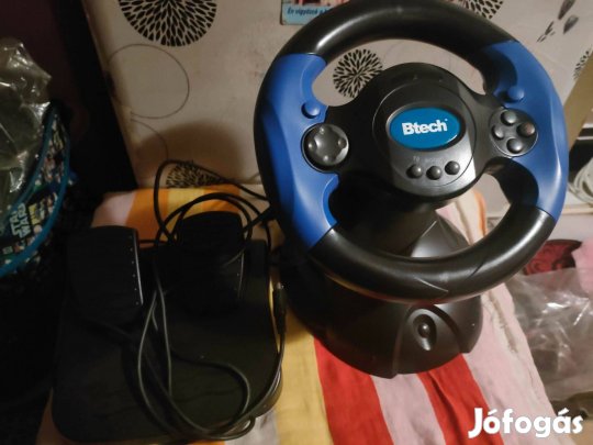 Kormány tökéletes álaposban Btech márkájú gaming kormány és pedál s