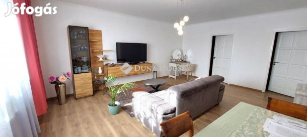 Körmendi 82 nm-es lakás eladó