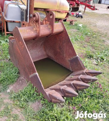 Körmös mélyásó kanál 85 cm-es