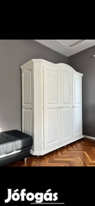 Koronás neobarok masszív bútor felújítva!