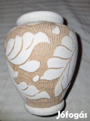 Korondi Váza