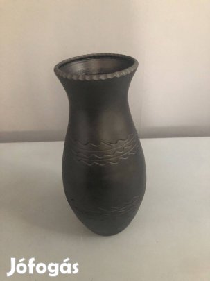 Korondi fekete váza eladó