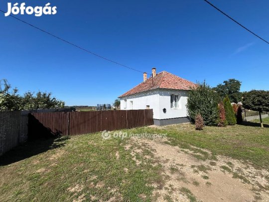 Körösszegapátii eladó 60 nm-es ház