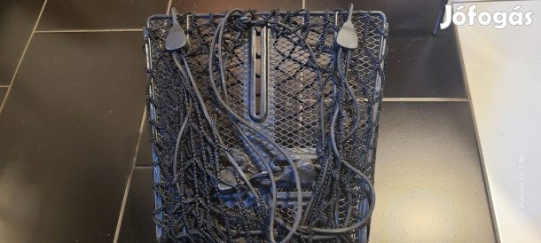 Kosár robogóra szerelhető